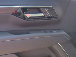 Chevrolet Suburban Premier 4WD 4dr 2026