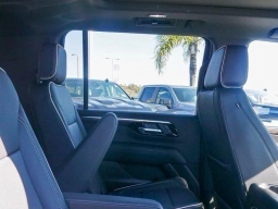 Chevrolet Suburban Premier 4WD 4dr 2026