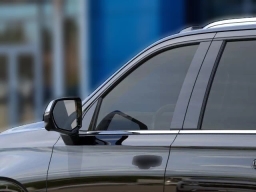 Chevrolet Suburban Premier 4WD 4dr 2026