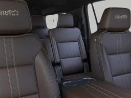 Chevrolet Suburban High Country 4WD 4dr 2026