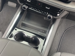 Chevrolet Tahoe LS 4WD 4dr 2026