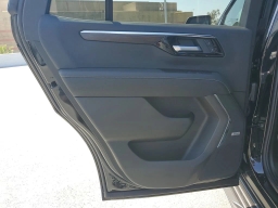 Chevrolet Tahoe Premier 4WD 4dr 2026