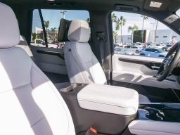 Chevrolet Tahoe Premier 4WD 4dr 2026