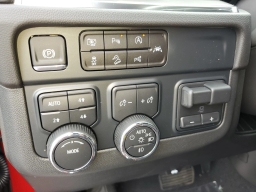 Chevrolet Tahoe Premier 4WD 4dr 2025