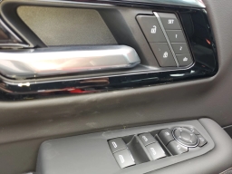 Chevrolet Tahoe Premier 4WD 4dr 2025