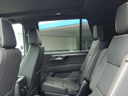 Chevrolet Tahoe Premier 4WD 4dr 2025