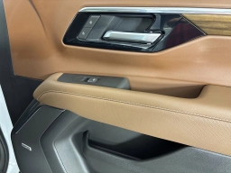 Chevrolet Tahoe High Country 4WD 4dr 2026