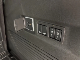 Chevrolet Tahoe High Country 4WD 4dr 2026