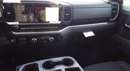 GMC Sierra 1500 SLE 4WD Double Cab 147" 2026