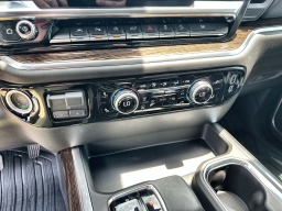 GMC Sierra 1500 Elevation 4WD Crew Cab 147" 2026