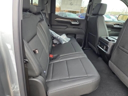 GMC Sierra 1500 Elevation 4WD Crew Cab 157" 2026