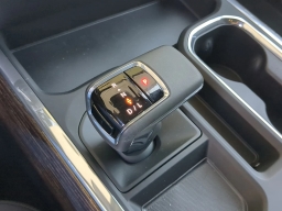 GMC Sierra 1500 Elevation 4WD Crew Cab 147" 2026