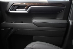 GMC Sierra 1500 Elevation 4WD Crew Cab 147" 2026