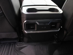 GMC Sierra 1500 Elevation 4WD Crew Cab 147" 2026