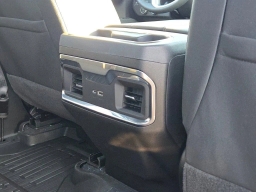 GMC Sierra 1500 Elevation 4WD Crew Cab 147" 2026