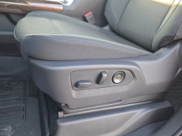 GMC Sierra 1500 Elevation 4WD Crew Cab 147" 2026