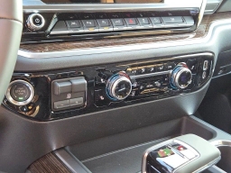 GMC Sierra 1500 Elevation 4WD Crew Cab 147" 2026