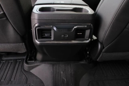 GMC Sierra 1500 Elevation 4WD Crew Cab 147" 2026