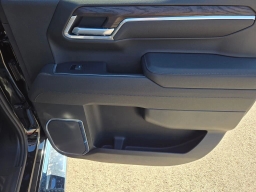 GMC Sierra 1500 SLT 4WD Crew Cab 157" 2026