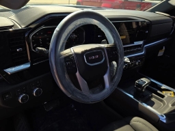 GMC Sierra 1500 SLT 4WD Crew Cab 157" 2026