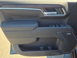 GMC Sierra 1500 SLT 4WD Crew Cab 157" 2026