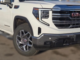 GMC Sierra 1500 SLT 4WD Crew Cab 147" 2025