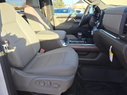 GMC Sierra 1500 SLT 4WD Crew Cab 147" 2025