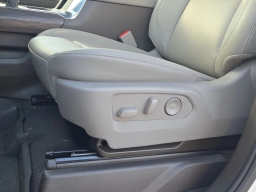 GMC Sierra 1500 SLT 4WD Crew Cab 147" 2025