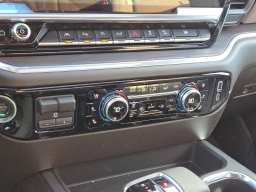 GMC Sierra 1500 SLT 4WD Crew Cab 147" 2025