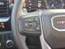 GMC Sierra 1500 SLT 4WD Crew Cab 147" 2025