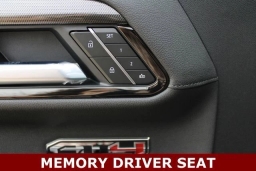 GMC Sierra 1500 AT4 4WD Crew Cab 147" 2026