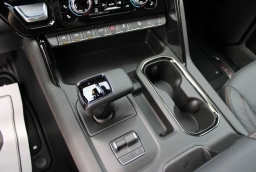 GMC Sierra 1500 AT4 4WD Crew Cab 147" 2026