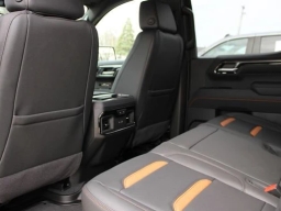 GMC Sierra 1500 AT4 4WD Crew Cab 147" 2026