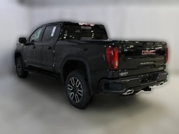 GMC Sierra 1500 AT4 4WD Crew Cab 147" 2026