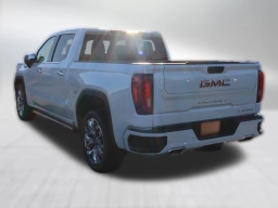 GMC Sierra 1500 Denali 4WD Crew Cab 147" 2026