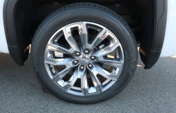 GMC Sierra 1500 Denali 4WD Crew Cab 147" 2026