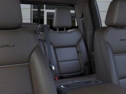 GMC Sierra 1500 Denali 4WD Crew Cab 147" 2026