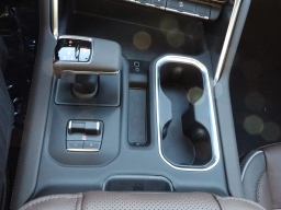 GMC Sierra 1500 Denali 4WD Crew Cab 157" 2026