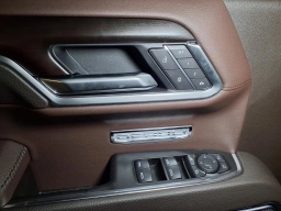 GMC Sierra 1500 Denali 4WD Crew Cab 147" 2026