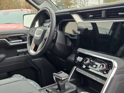 GMC Sierra 1500 Denali 4WD Crew Cab 157" 2026