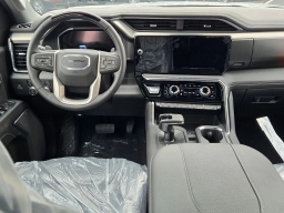 GMC Sierra 1500 Denali 4WD Crew Cab 157" 2026