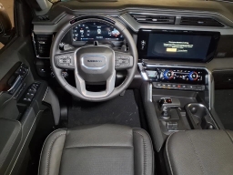 GMC Sierra 1500 Denali 4WD Crew Cab 157" 2026