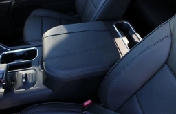 GMC Sierra 1500 Denali 4WD Crew Cab 147" 2026