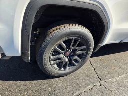 GMC Sierra 1500 Elevation 4WD Double Cab 147" 2026