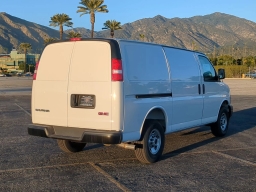 GMC Savana Cargo Van RWD 2500 135" 2025