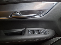 Cadillac XT5 FWD Luxury 4dr 2026