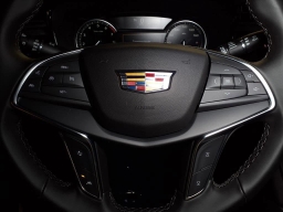 Cadillac XT5 FWD Luxury 4dr 2026