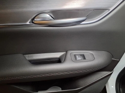 Cadillac XT5 FWD Luxury 4dr 2026