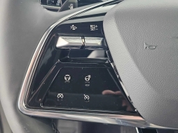 Cadillac LYRIQ Luxury 4dr 2026