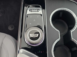 Cadillac LYRIQ Luxury 4dr 2026